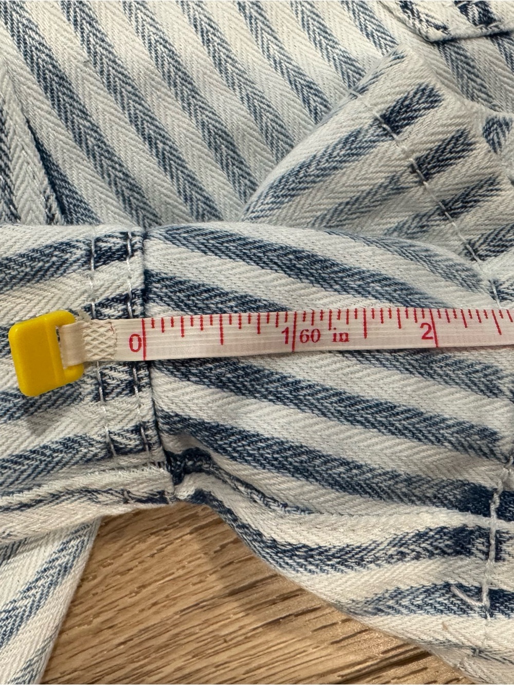 Faherty Women's Topsail Railroad Stripe Blue Denim Shorts size 28 - Picture 8 of 9